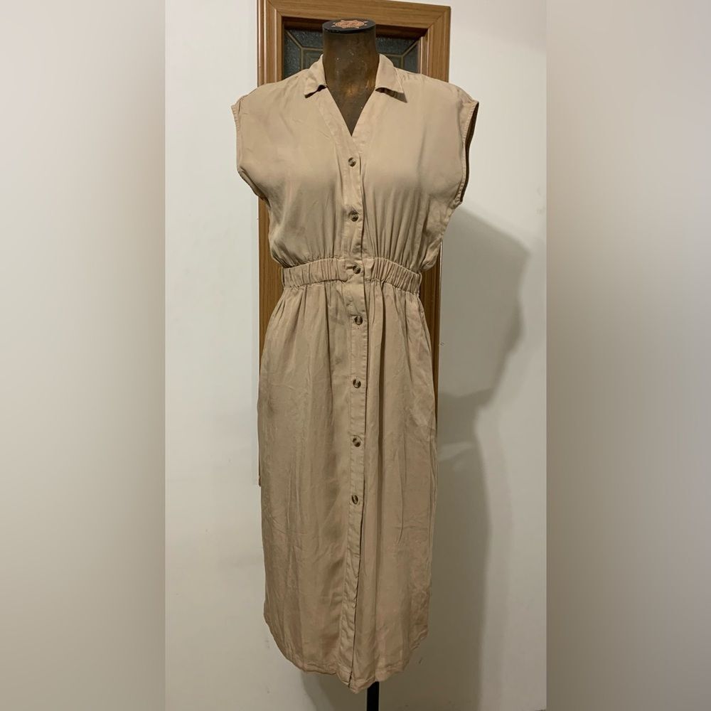 Thread & Supply Beige Button-Front Sleeveless Shirtdress